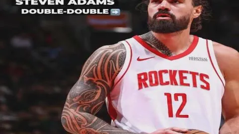 “张琳艳斩获瑞超金球奖，身高1米6却实力非凡！”