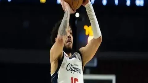 “NBA年薪之王场均仅得10分，年薪5000万引争议，高估球星现身，快船选人眼光独到”